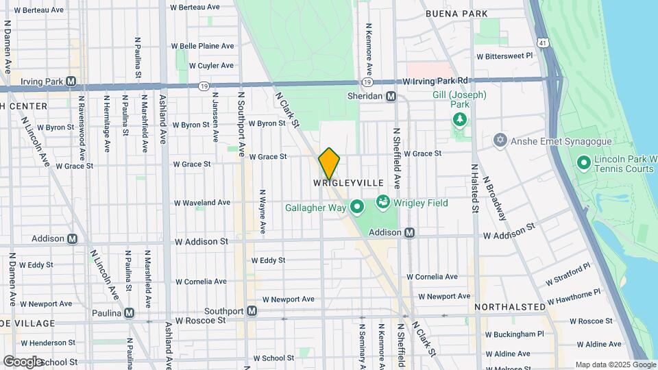 3724 N Clark St Map and Location Details