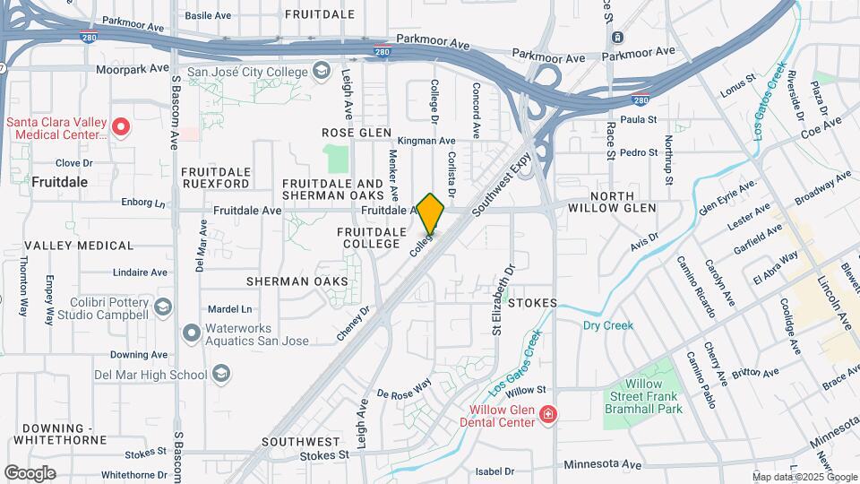 924 College Dr Map and Location Details