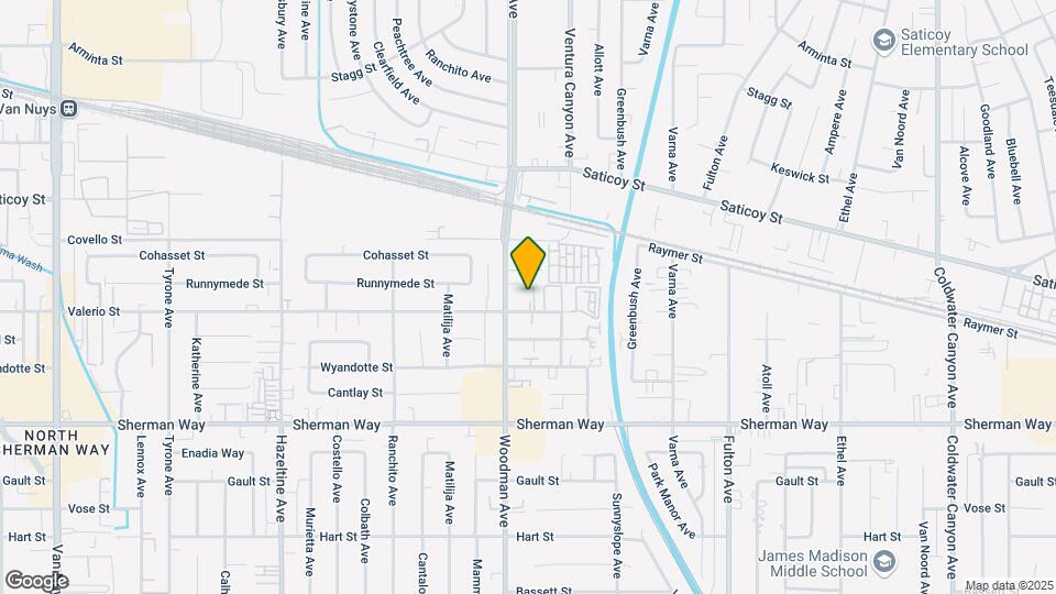 7416 Woodman Ave Map and Location Details