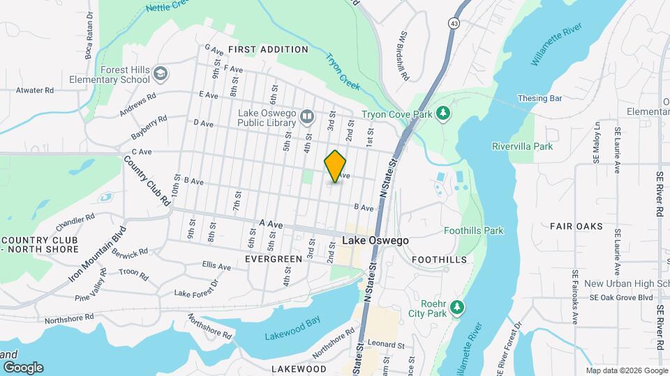 568 2nd St Map and Location Details