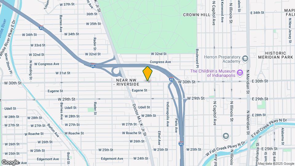 611 W 30th St Map and Location Details