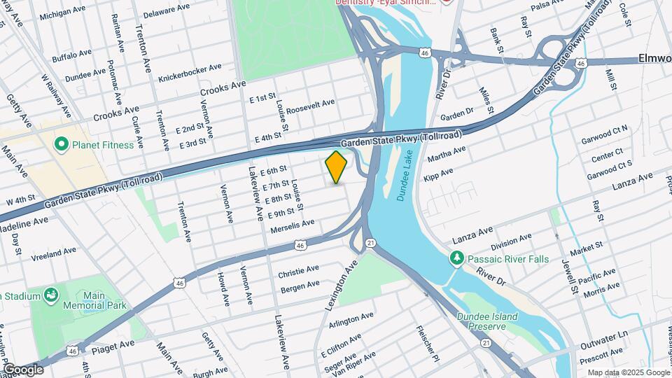 41 E 8th St Map and Location Details