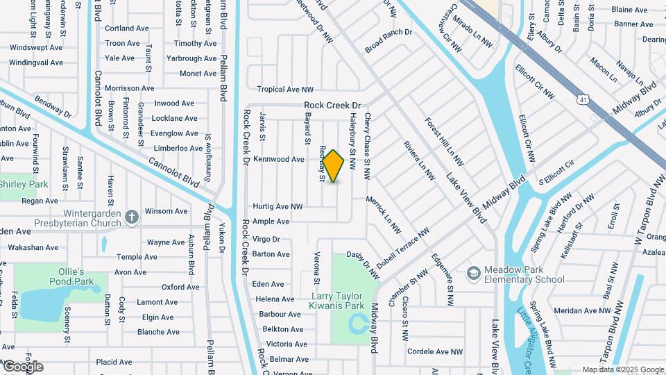 732 Phyllis St Mapa y Detalles de la Ubicación
