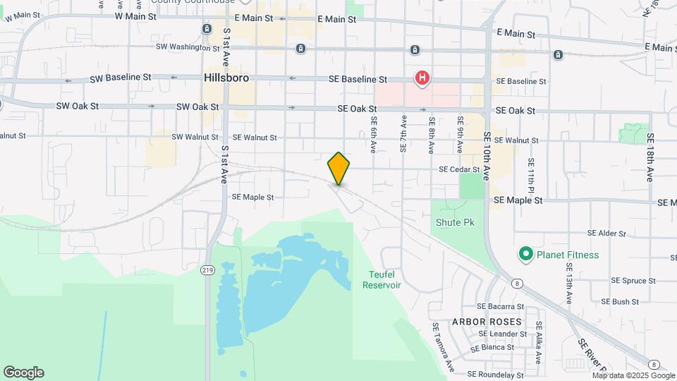 690 SE 5th Ave Map and Location Details