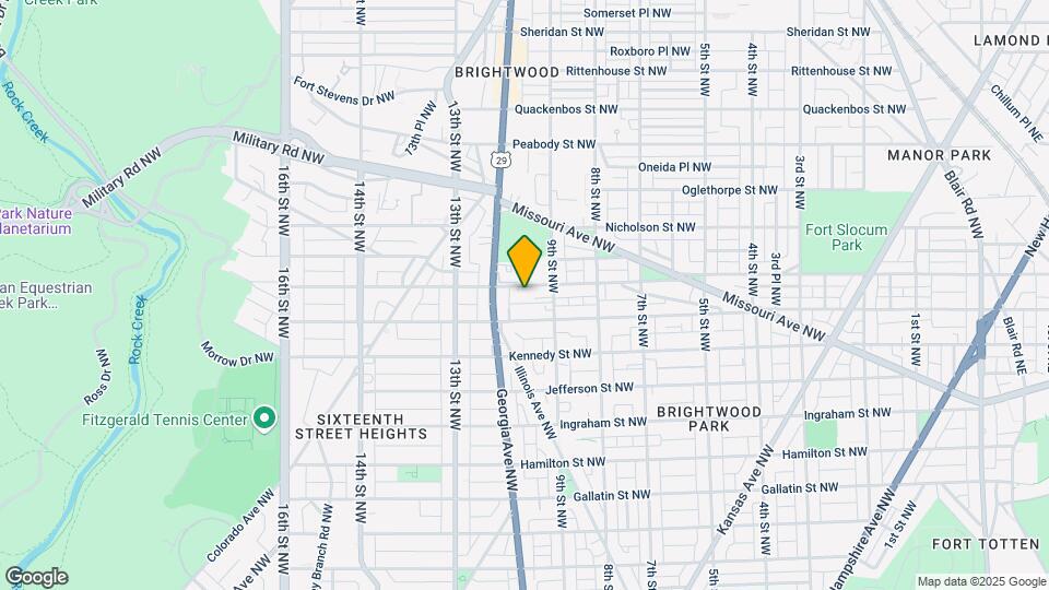 922 Madison St NW Map and Location Details