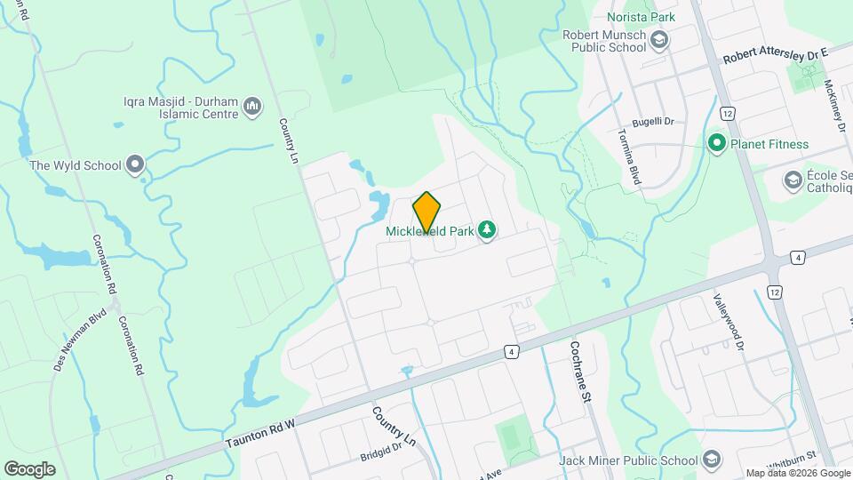 38 St Ives Cres Map and Location Details