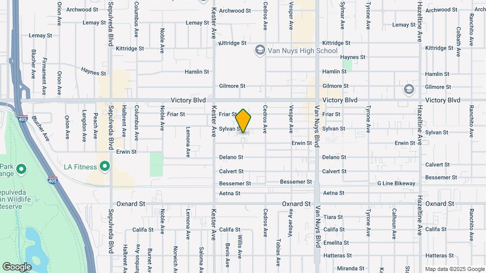 14752 Sylvan St Map and Location Details