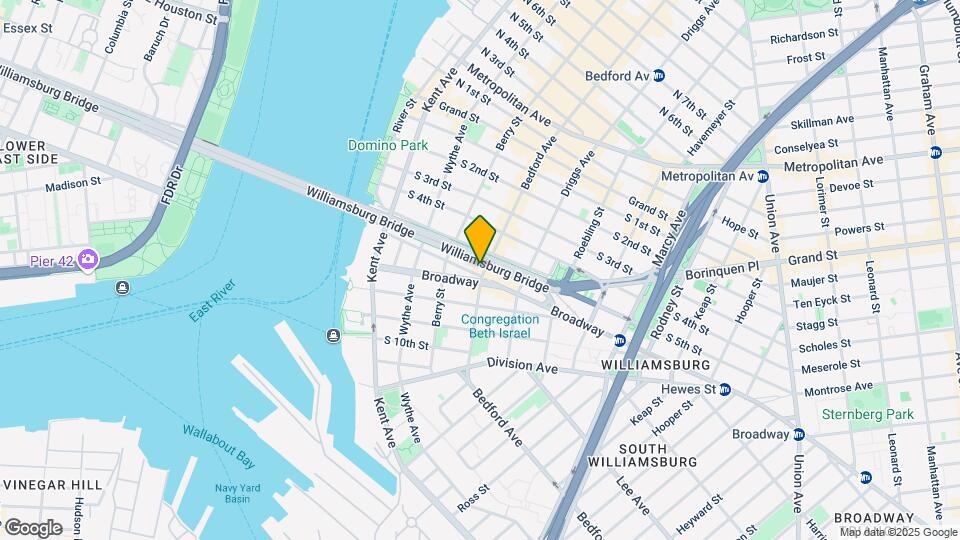 400 Bedford Ave Mapa y Detalles de la Ubicación