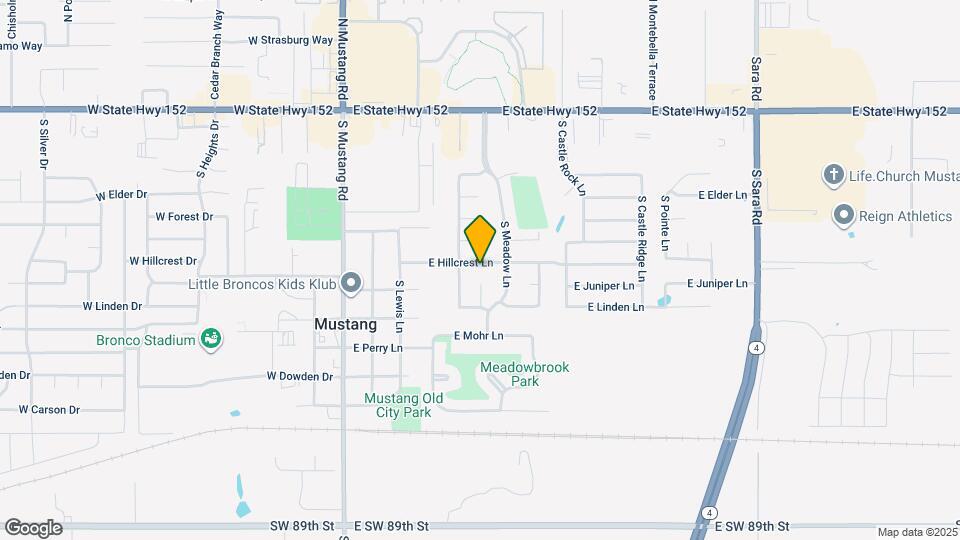 320 E Hillcrest Ln Map and Location Details
