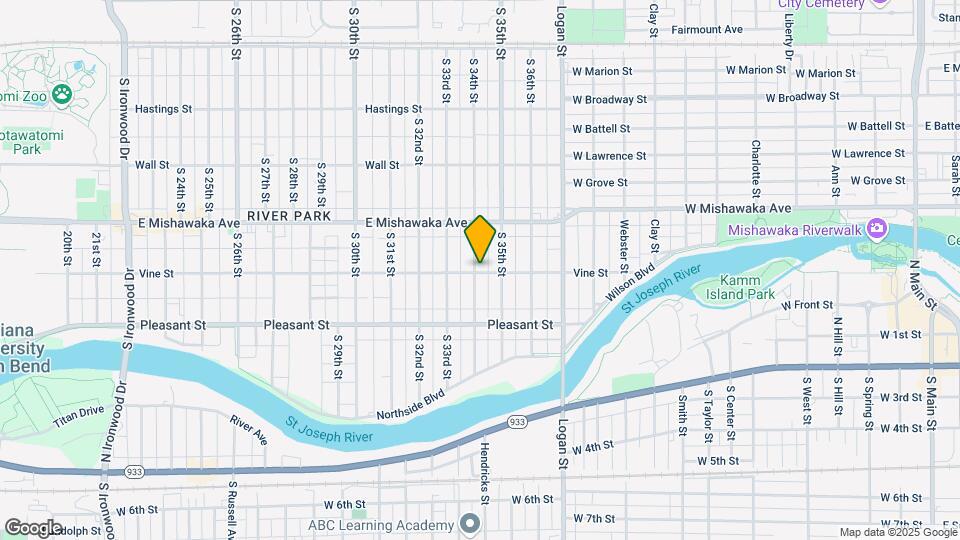 946 S 34th St Map and Location Details