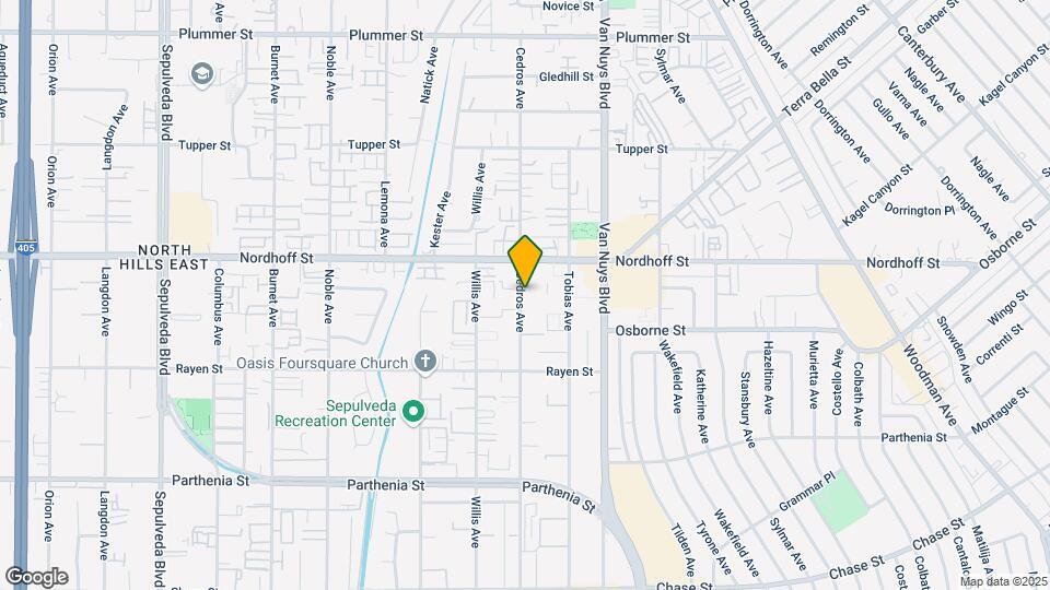9040 Cedros Ave Mapa y Detalles de la Ubicación