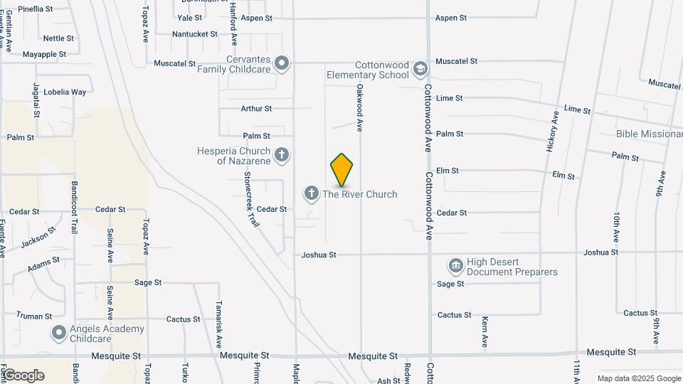 8560 Oakwood Ave Map and Location Details
