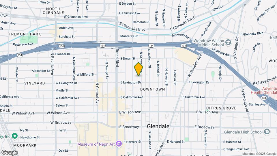 415 N Kenwood St Map and Location Details