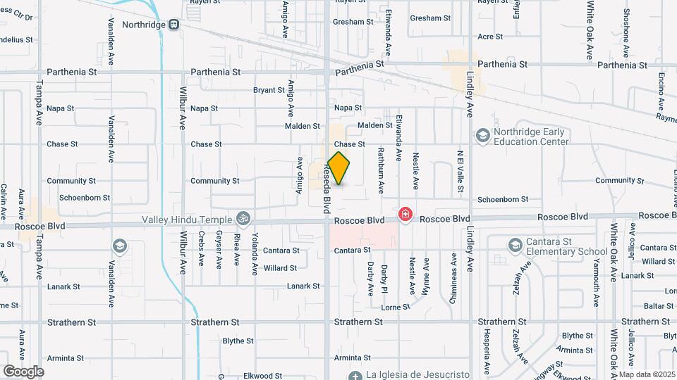 8350-8430 N Reseda Blvd Mapa y Detalles de la Ubicación