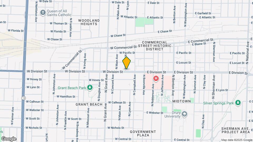 435 W Division St Map and Location Details