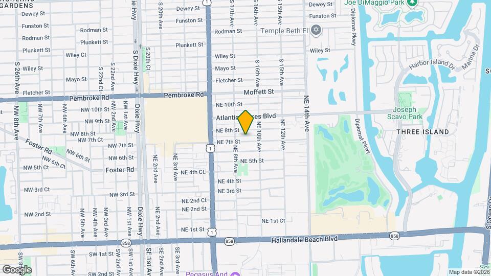 825 NE 7th St Map and Location Details