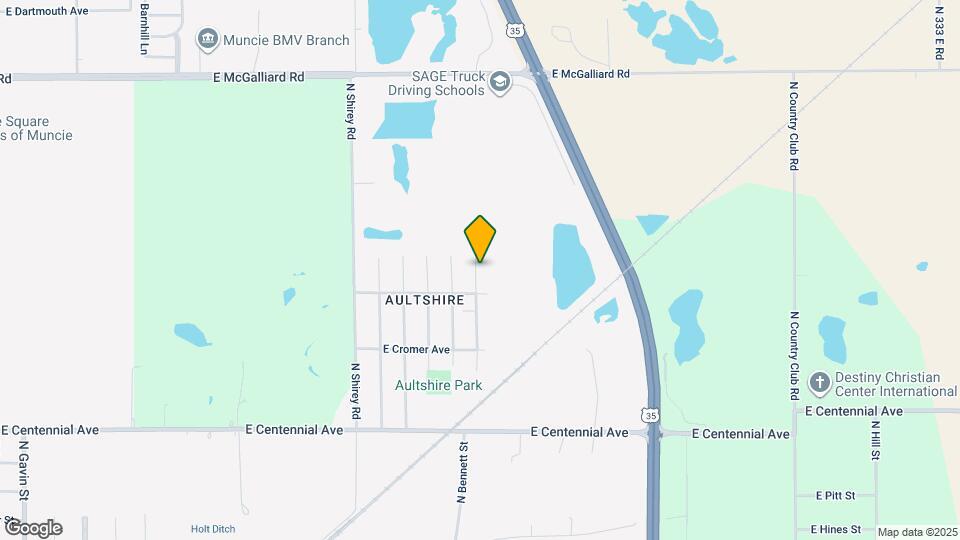 2216 N Garnet Ave Map and Location Details