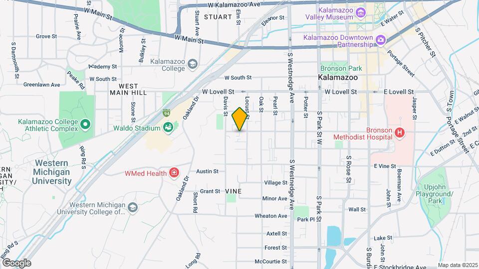 815 W Walnut St Map and Location Details