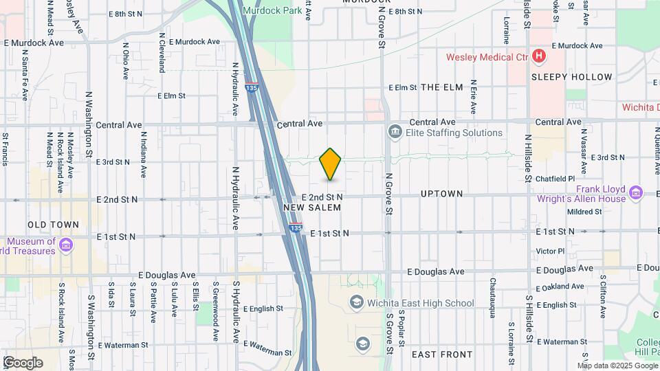 320 N Ash St Map and Location Details