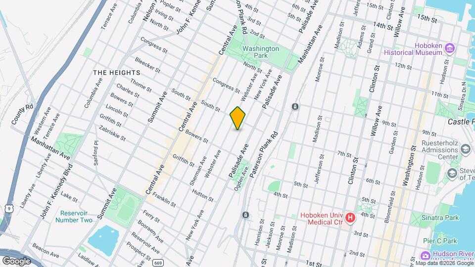 321 New York Ave Map and Location Details