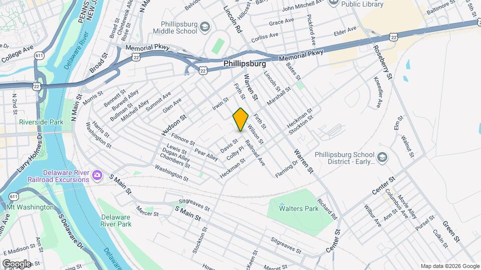 65 Davis St Map and Location Details