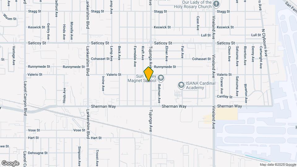 7327 Tujunga Ave Map and Location Details