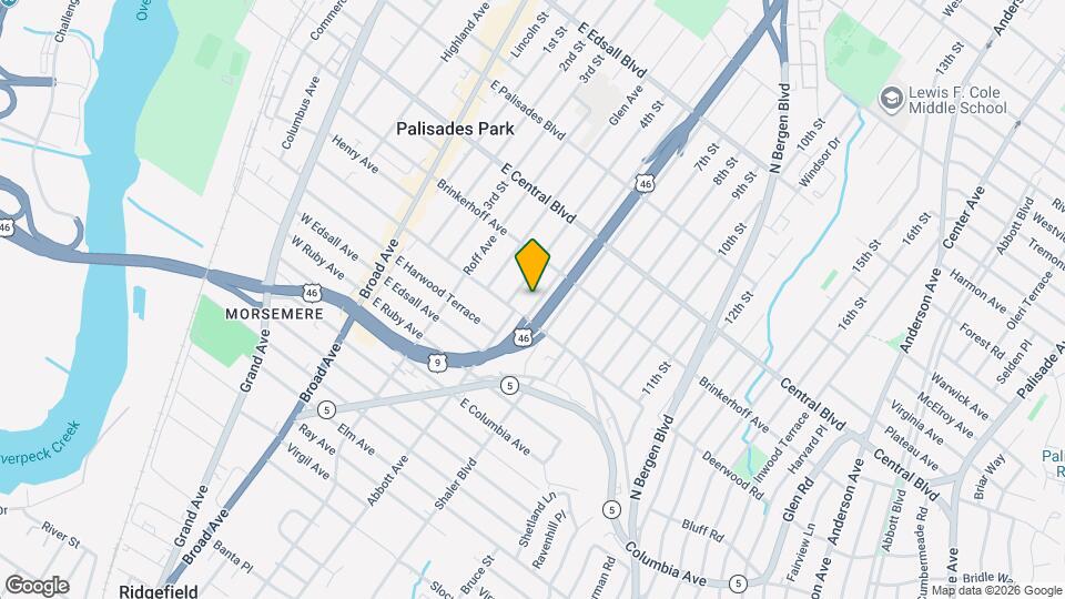 213 5th St Map and Location Details