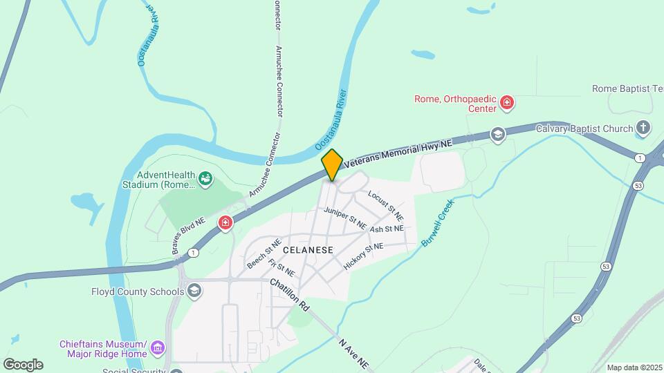 32 Oak St NE Map and Location Details