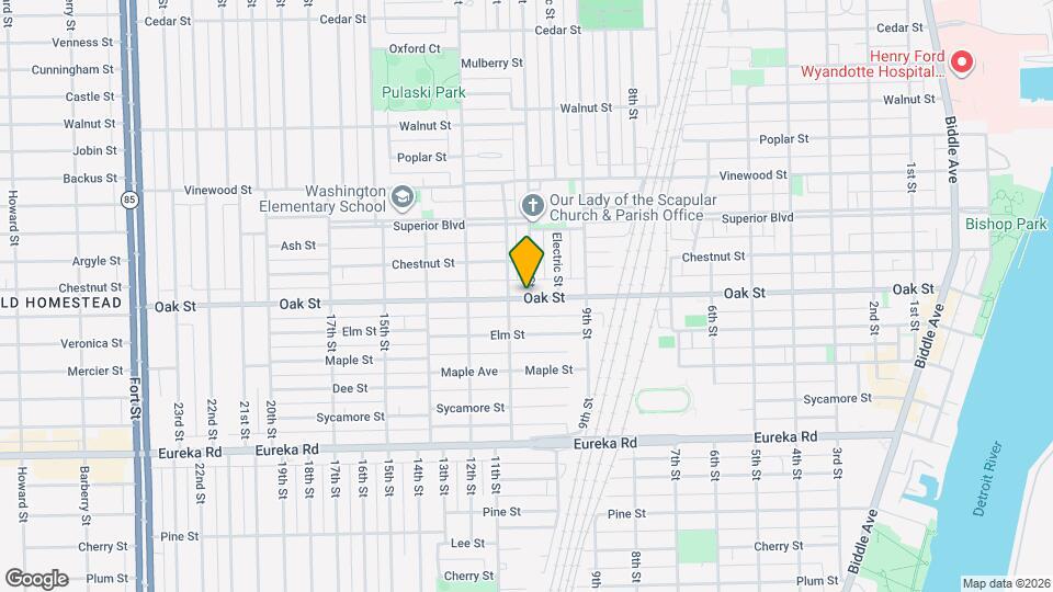 1002 Oak St Map and Location Details