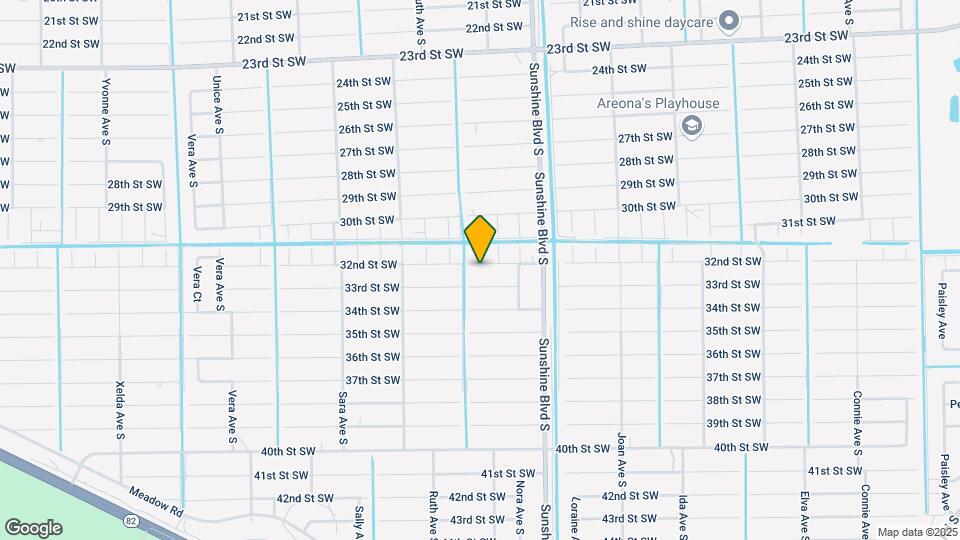 3121 32nd St SW Map and Location Details