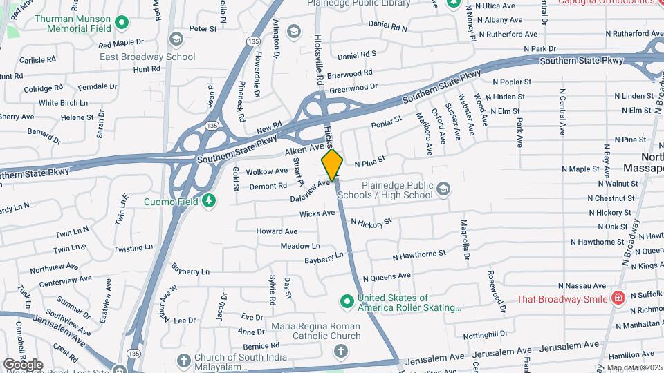 1072 Hicksville Rd Map and Location Details