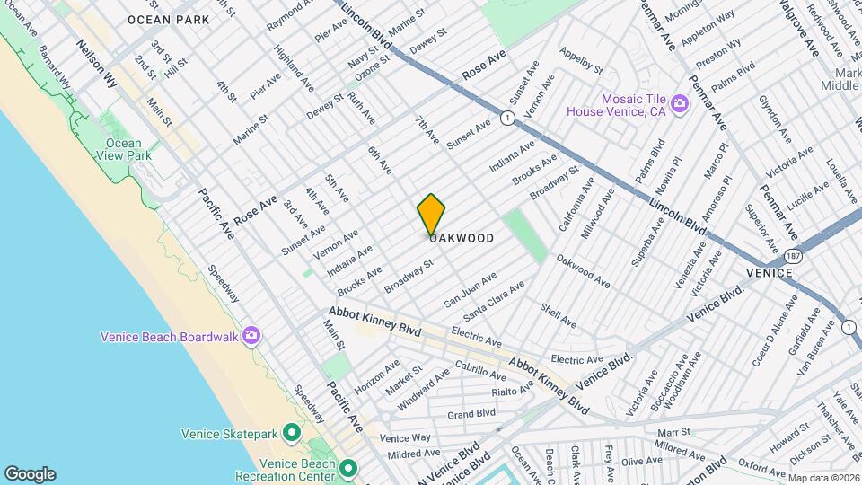 558 Brooks Ave Mapa y Detalles de la Ubicación