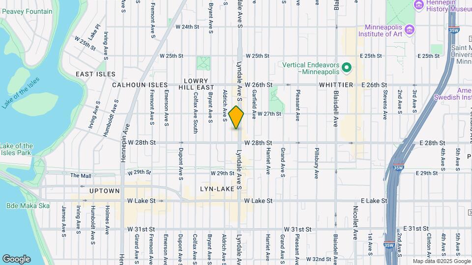 2740 Lyndale Ave S Mapa y Detalles de la Ubicación