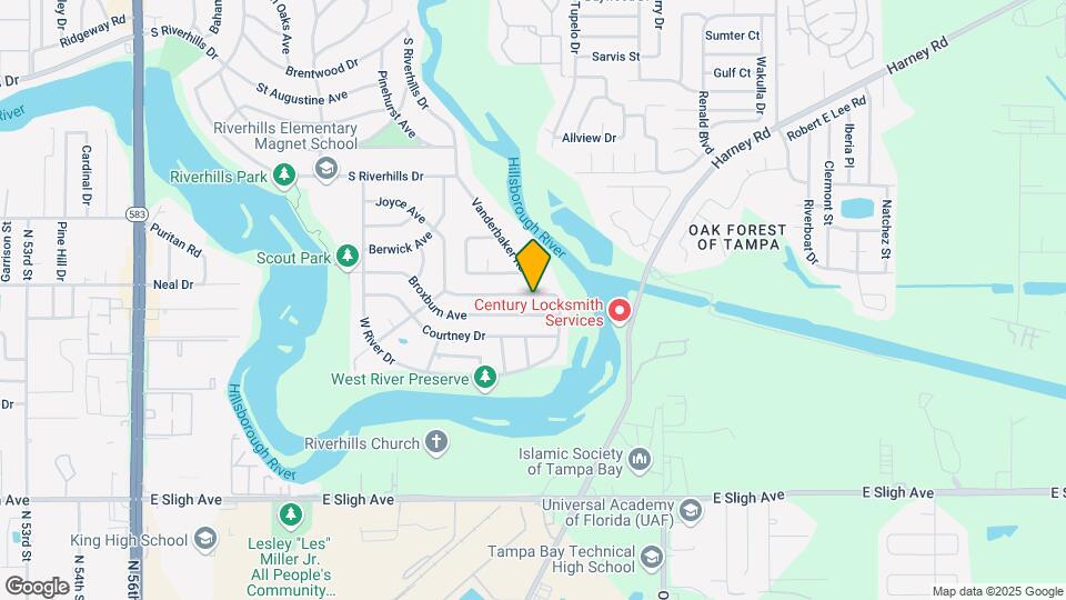 827 E River Dr Map and Location Details