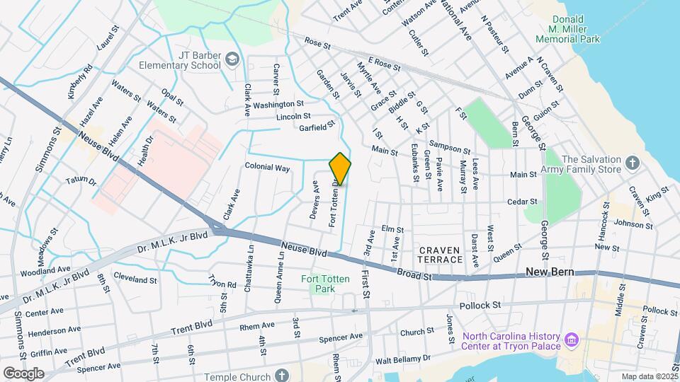 906 Fort Totten Dr Map and Location Details