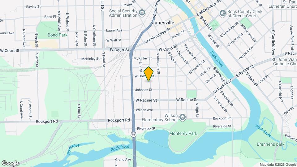 318 S Locust St Map and Location Details