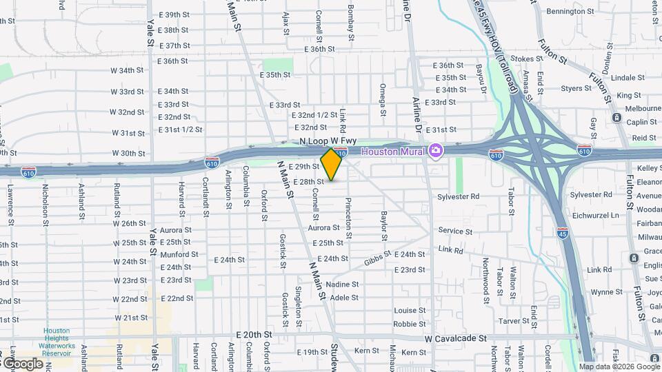 820 E 28th St Map and Location Details