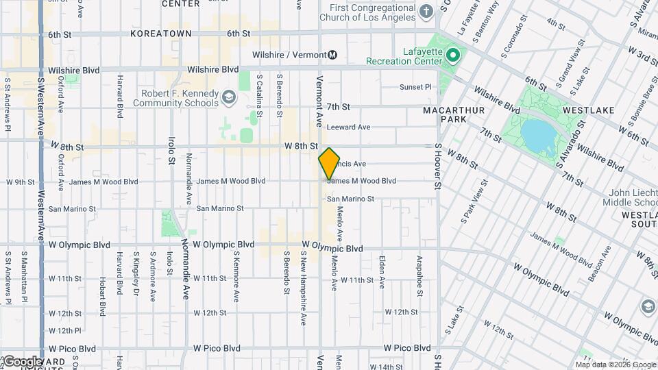 The 900 Map and Location Details