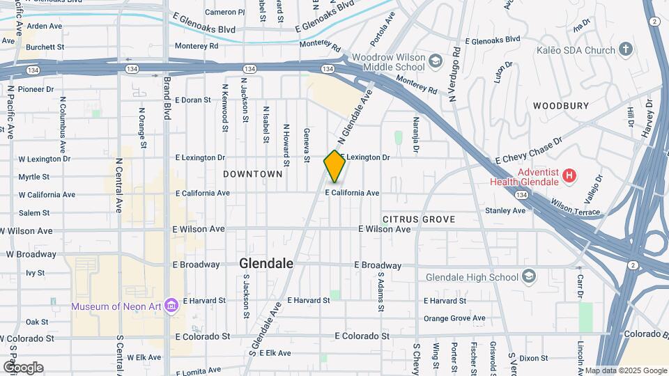 301 N Cedar St Map and Location Details