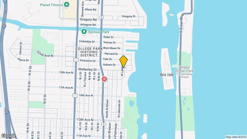 1906 N Lakeside Dr Map and Location Details