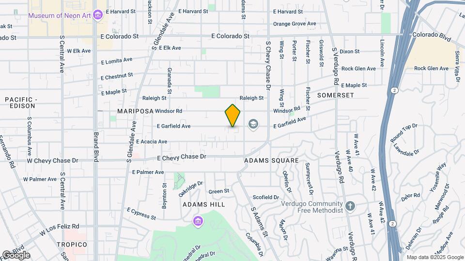 1004 E Garfield Ave Map and Location Details