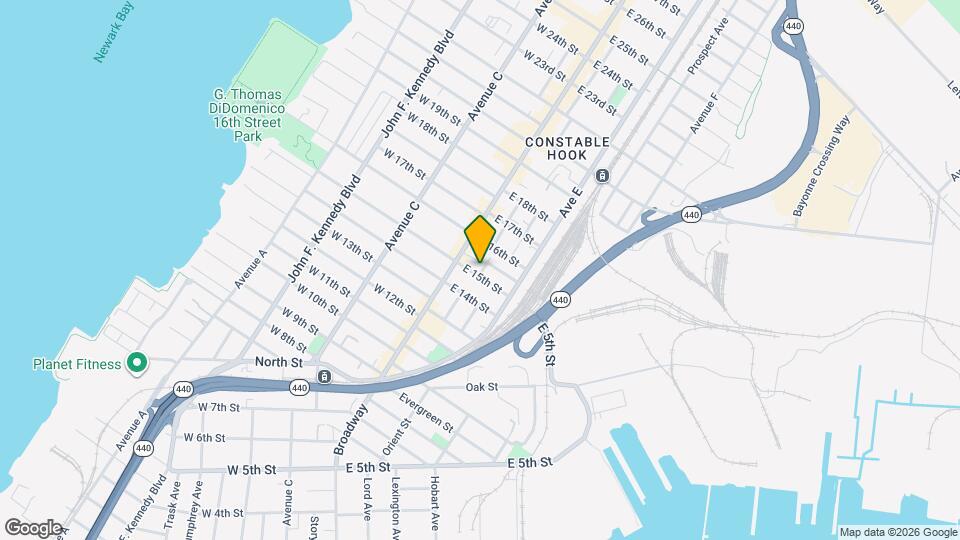 21 E 15th St Map and Location Details