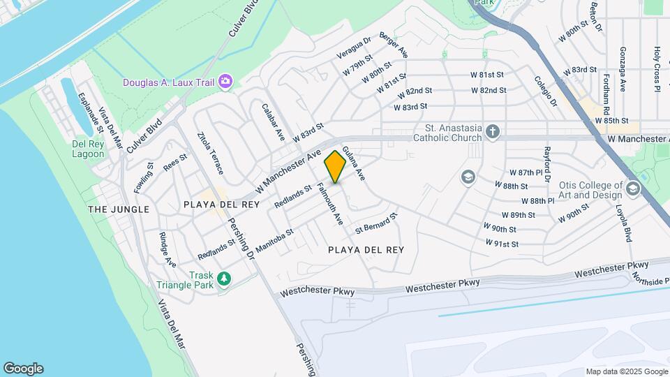 8050 Redlands St Mapa y Detalles de la Ubicación