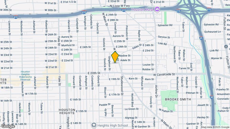 724 E 21st St Map and Location Details
