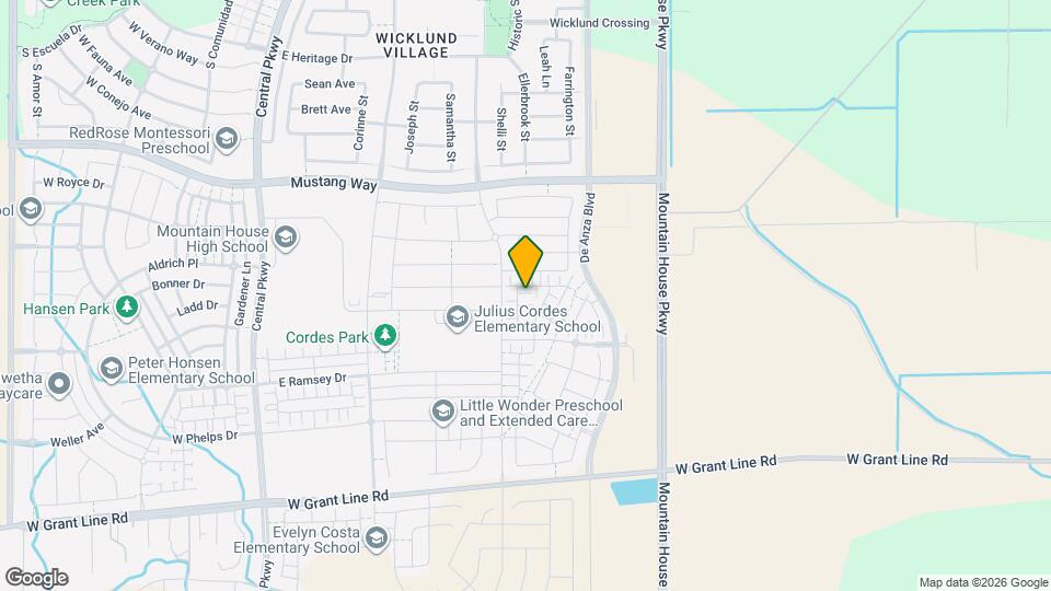 476 E Sorrel Pl Map and Location Details