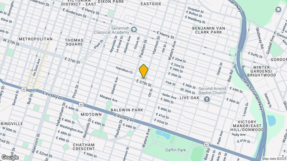 844 E 37th St Map and Location Details