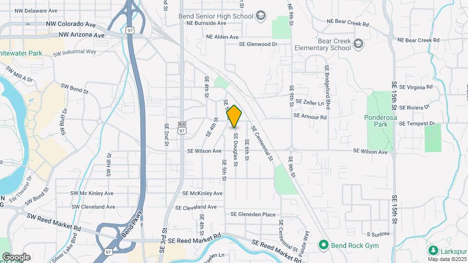 499 SE Douglas St Map and Location Details