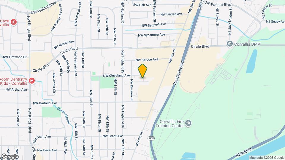 955 NW Hobart Ave Map and Location Details