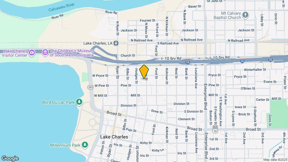 420 Moss St, Unit Apt A Map and Location Details