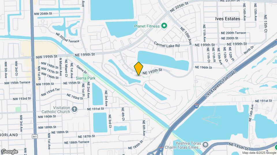 658 NE 195th St Map and Location Details